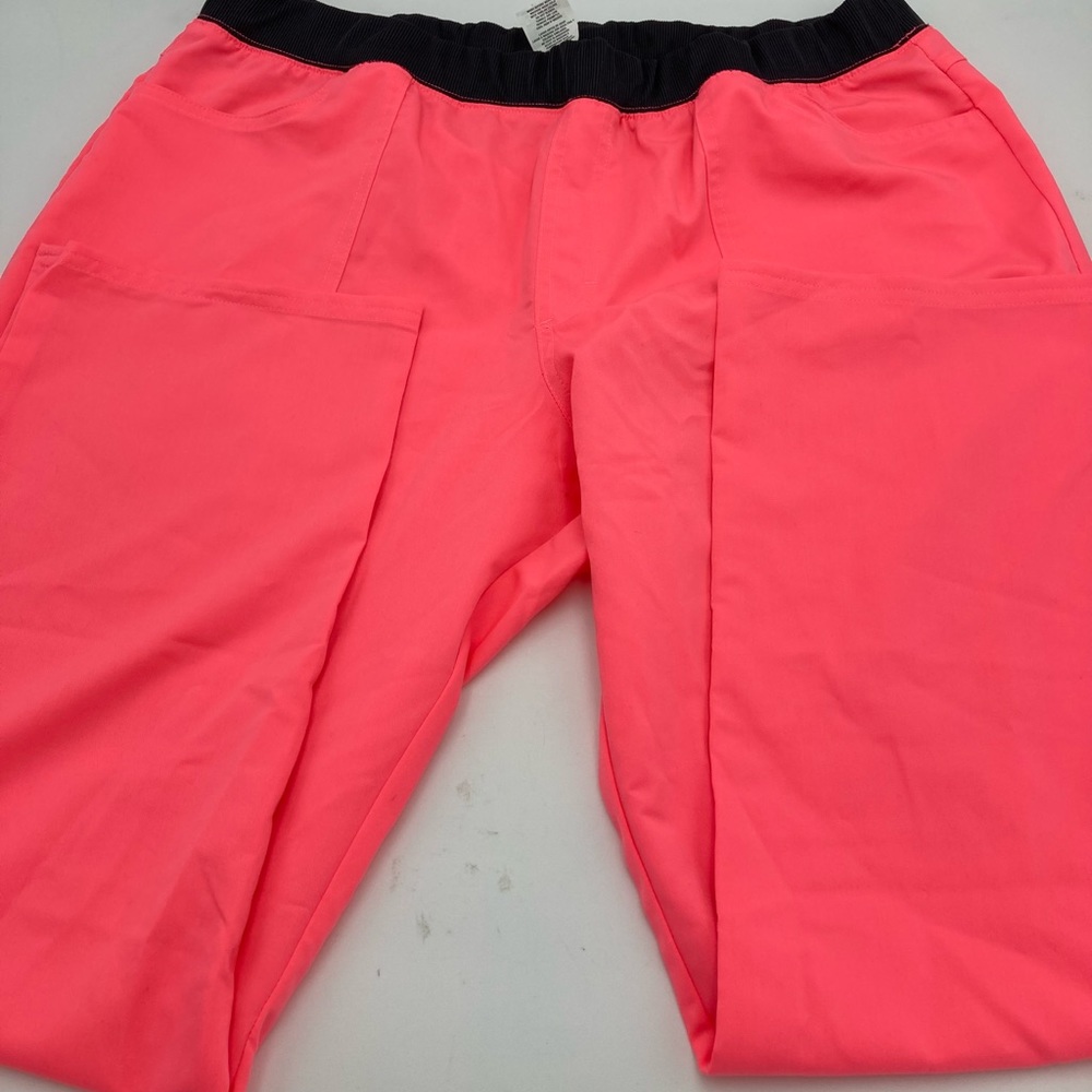 Women’s scrub pants